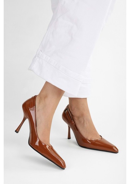 Kadın Myra Taba Rugan Kemer Tokalı Stiletto fiyatları