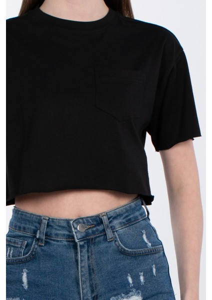 Bisiklet Yaka Cepli Crop T-Shirt - Siyah fiyatları
