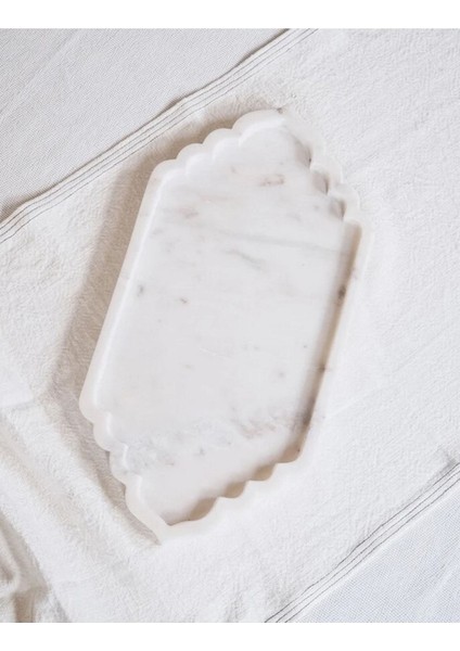 Gardenya - Dekoratif Doğal Beyaz Mermer Sunum Tepsisi | 21*28CM | "tek Parçadan Üretim"|