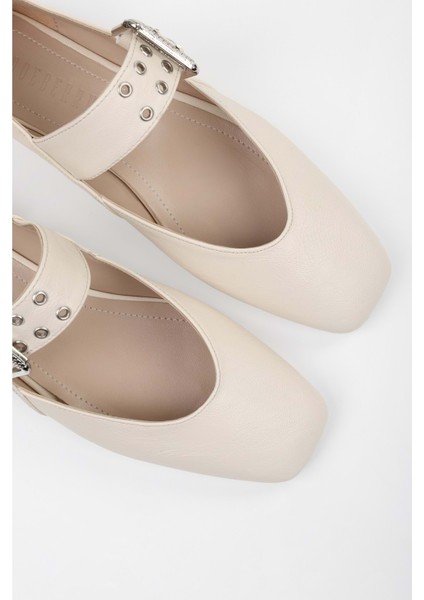 Kadın Vell Ekru Cilt Kemer Tokalı Babet modelleri