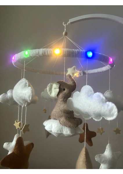 Işıklı Fil Figürlü El Yapımı Bebek Dönencesi – Bulut ve Yıldız Temalı Beşik Süsü – Unisex Bebek Odası Dekoru fiyatları