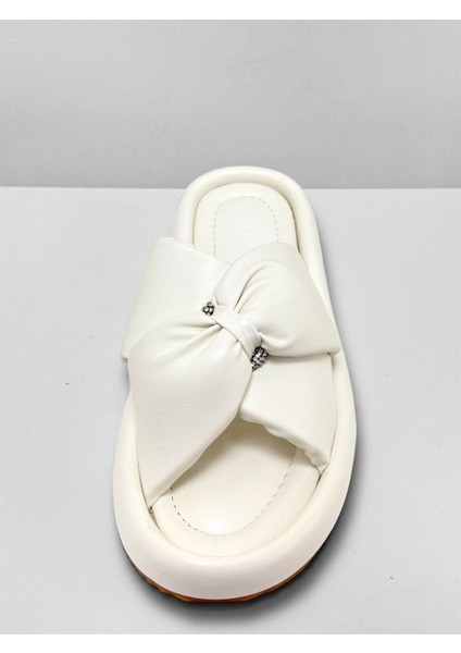 Beyaz Düz Taban Düğüm Detay Kadın Terlik fiyatları
