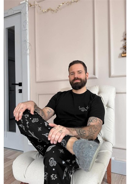 Siyah Space Baskılı Kısa Kol Erkek Pijama Takımı