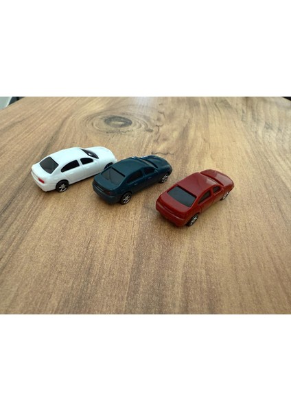 1/100 Ölçek 3'lü Maket Araba