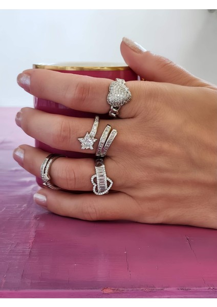 Yıldız Figürlü Dolamalı Formlu Ayarlanabilir Silver Renk Çelik Yüzük