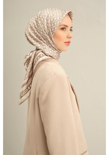 Desenli Saf Ipek Sura Eşarp 9301- 05