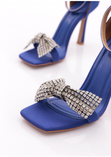 2029 Kadin Silver Taş Fiyonklu Sandalet fırsatları