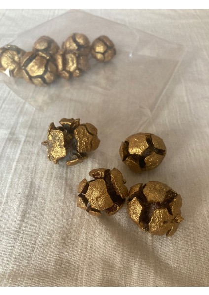 Selvi Kozalağı Yeni Yıl Dekor Süsleme modelleri