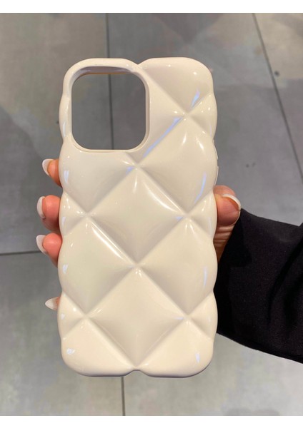 Apple iPhone 14 Pro Max Uyumlu Baklava Desenli Koruyucu Şık Kılıf