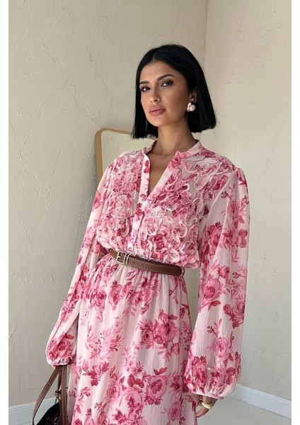 Pembe Biye Detaylı Elbise