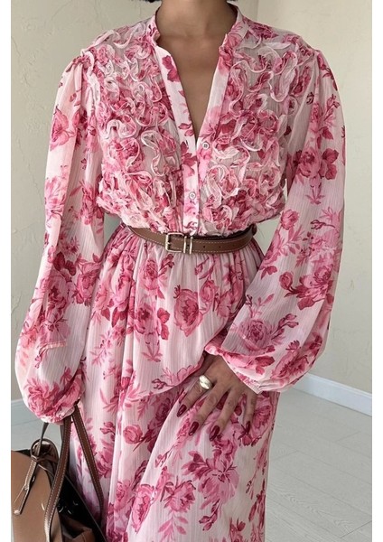 Pembe Biye Detaylı Elbise