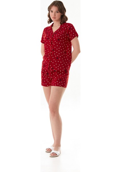 Kalp Desenli Gömlek Yaka Şortlu Pijama Takımı