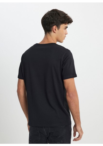 Bisiklet Yaka Siyah Erkek T-Shirt ML65QAI01 Regular Fit Grafik