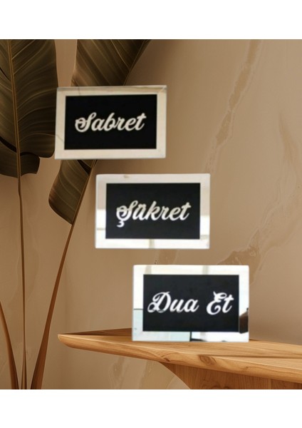 Sabret Şükret Dua Et 3'lü Duvar Dekoru Siyah Ahşap Gümüş Pleksi Çerçeveli fiyatları