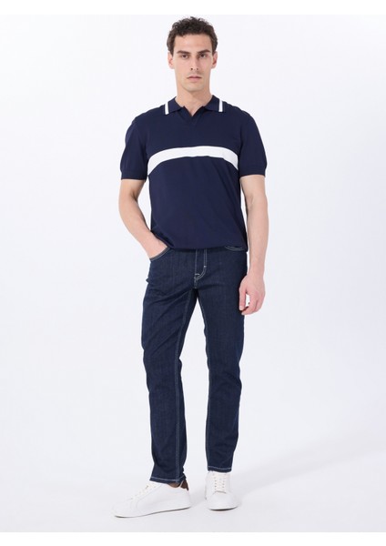Polo Yaka Relaxed Blok Desenli Lacivert - Beyaz Erkek Kazak J5SM-KZK7243 fiyatları