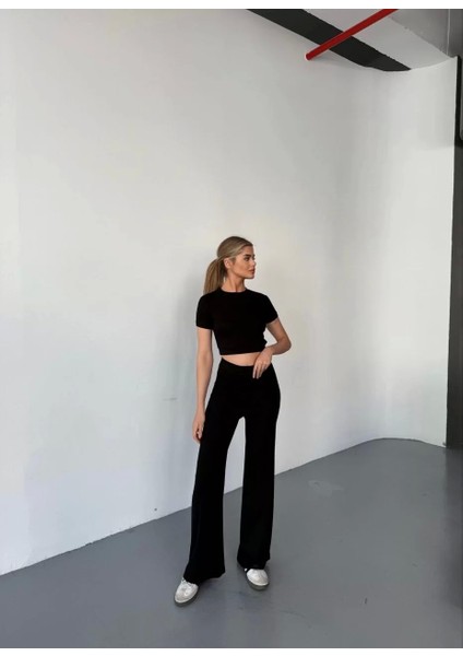 Osy Modal Yumuşak Dokulu Kumaş Kısa Kollu Crop Rahat Pantalon Ikili Takım - Siyah