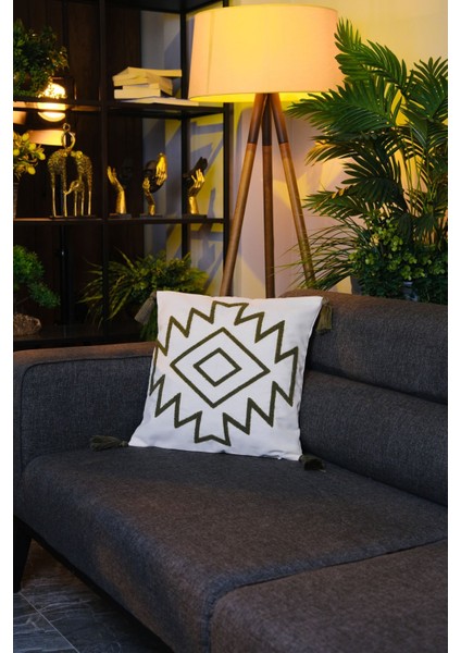 Püsküllü Bej Punch Panç Nakışlı Kırlent Kılıfı 43 x 43 cm modelleri