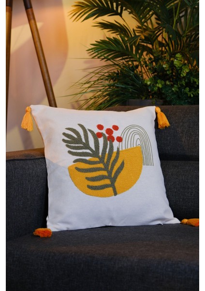 Püsküllü Bej Punch Panç Nakışlı Kırlent Kılıfı 43 x 43 cm fırsatları