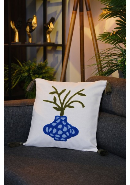 Püsküllü Punch Panç Nakışlı Kırlent Kılıfı Lacivert 43 x 43 cm