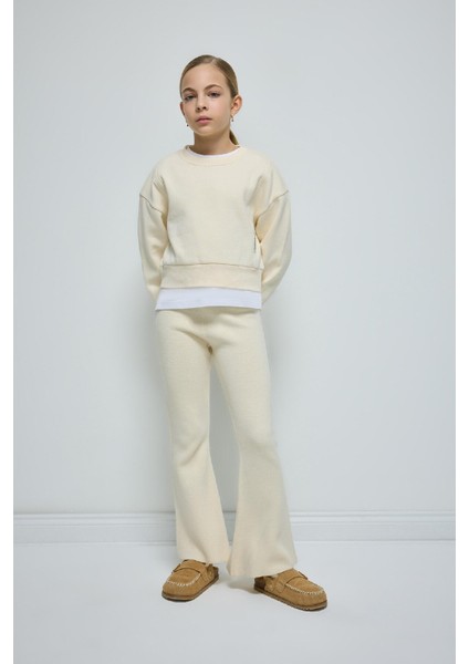 Kız Çocuk Flare Fit İspanyol Paça Basic Düz Triko Pantolon A6029A824WN