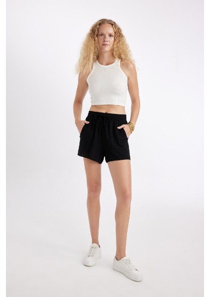 Regular Fit Normal Bel Düz Paça Krinkıl Viskon Şort A3532AX24HS