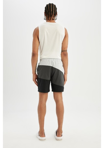 DeFactoFit Regular Fit Baskılı Esnek Dokulu Kısa Boy Deniz Şortu B5997AX24HS