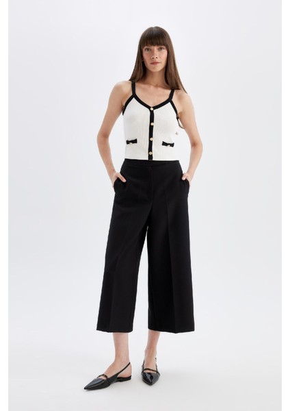 Klasik Chino Kumaş Pantolon Culotte Siyah Basic Düz Normal Bel Cepli Geniş Paça C2052AX24AU