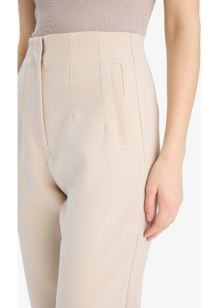 Carrot Fit Crop Kumaş Pantolon Fermuarlı Yüksek Bel Dar Paça C2466AX25SP