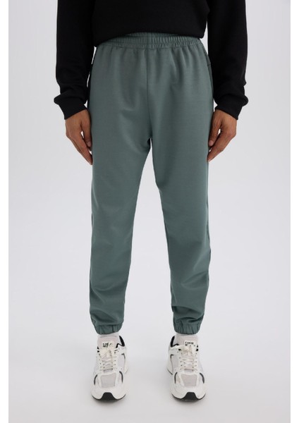 Fit Sporcu Jogger Eşofman Altı Standart Fit Basic Düz Cepli Beli Paçası Lastikli D3742AX24WN