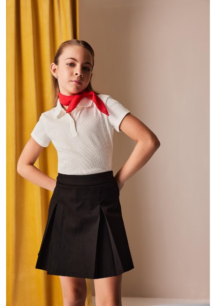 Kız Çocuk 23 Nisan Çocuk Bayramı Basic Düz Gabardin Şort Etek E0643A825SM