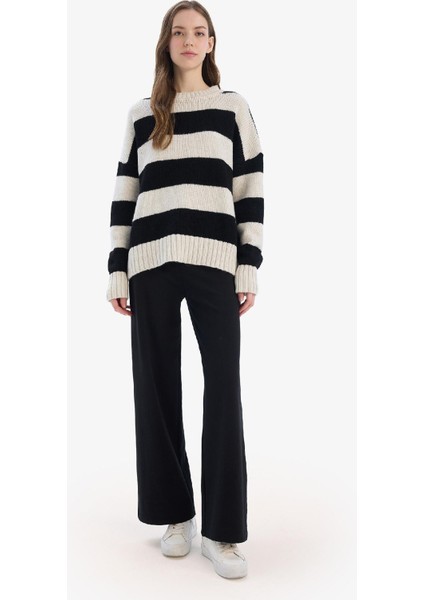 Wide Leg Standart Boy Basic Düz Geniş Bol Paça Eşofman Altı E7952AX25SP