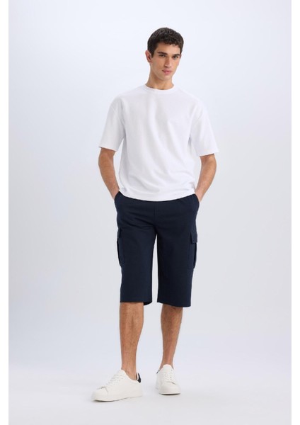 Slim Fit Dar Kesim Kargo Cepli Basic Düz Kapri Şort T4693AZ25SM