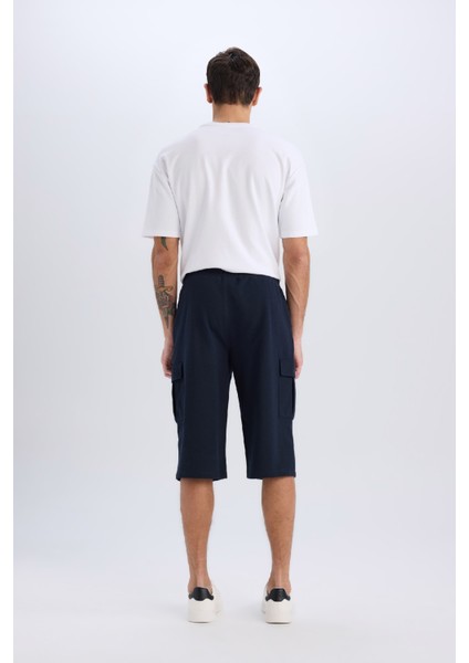 Slim Fit Dar Kesim Kargo Cepli Basic Düz Kapri Şort T4693AZ25SM