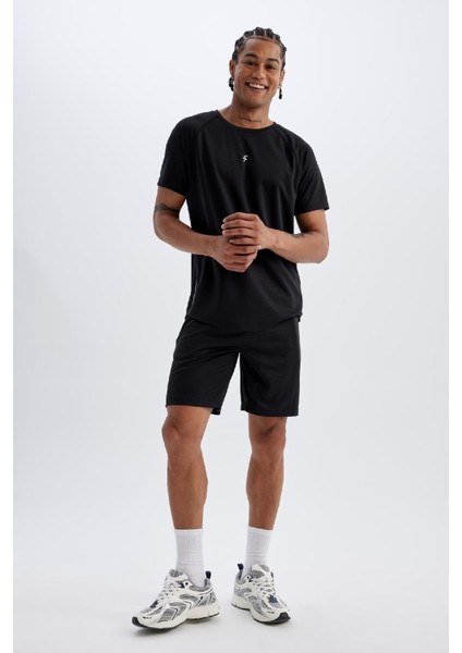 Fit Slim Fit Dar Kesim Sporcu Standart Paça Şort V3030AZ24AU
