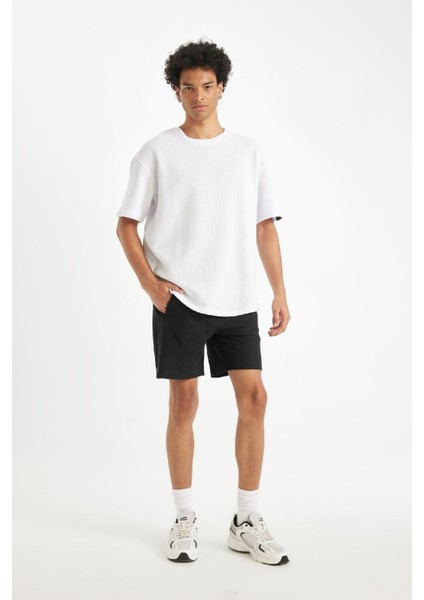 Slim Fit Dar Kesim Dar Paça Şort W7965AZ24HS