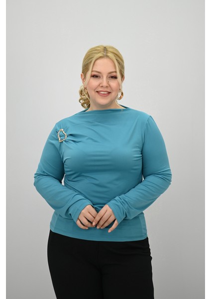 Kadın Büyük Beden Aksesuar Detaylı Drapeli Bluz 1924-25