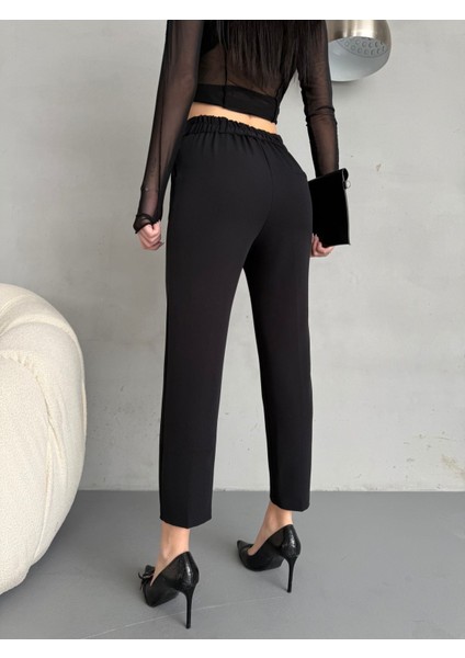 Kadın Yüksek Bel Lastikli Havuç Kesim Pensli Kumaş Pantolon fırsatları