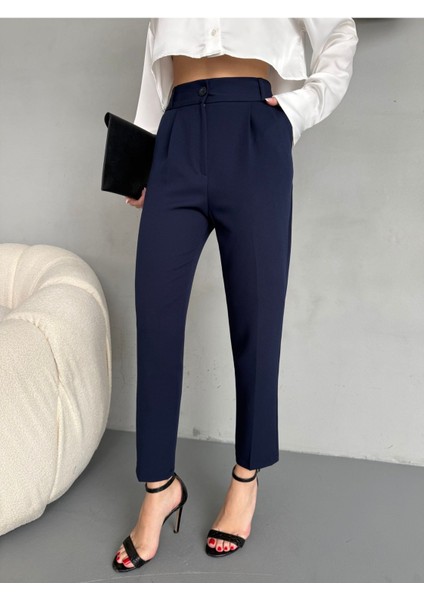 Kadın Yüksek Bel Lastikli Havuç Kesim Pensli Kumaş Pantolon fiyatları