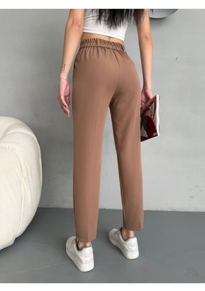 Kadın Yüksek Bel Lastikli Havuç Kesim Pensli Kumaş Pantolon fırsatları