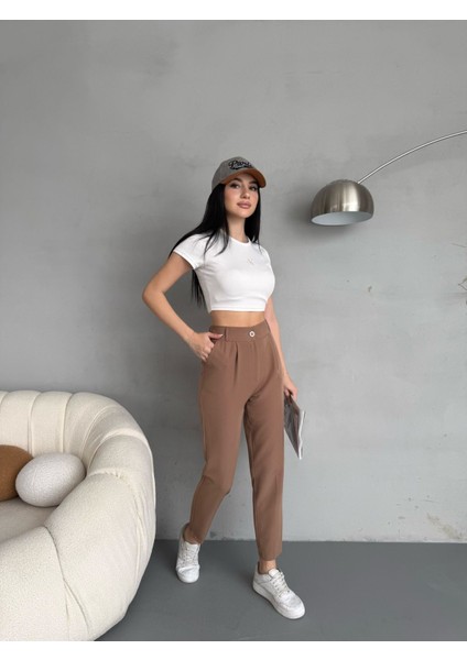 Kadın Yüksek Bel Lastikli Havuç Kesim Pensli Kumaş Pantolon indirimleri