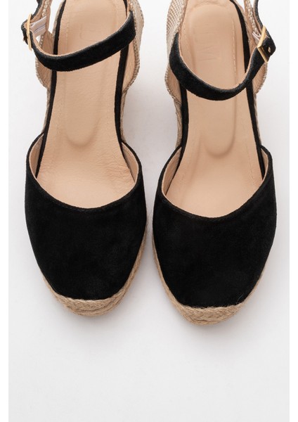 Sinta Siyah Süet Deri Kadın Dolgu Topuk Sandalet fiyatları