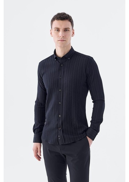 Siyah Slim Fit Yaka Düğmeli Gömlek