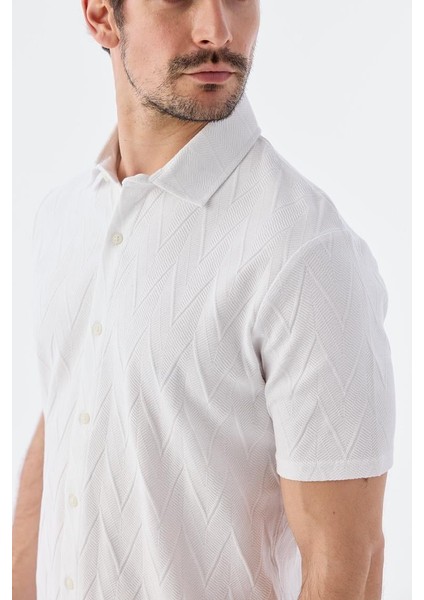 Ekru Slim Fit Gömlek Yaka T-Shirt modelleri