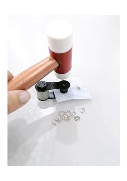 10,5 mm Sedefli Klikıt Bebe Çıtçıt Kendin Yap Kiti,bebek Giysi, Gömlek, Triko, Esnek ve Ince Kumaşlar Için Çekiçle Uygulama Aparatları ve Beyaz Renk 25 Adet Sedefli Tırnaklı Klikıt Çıtçıt