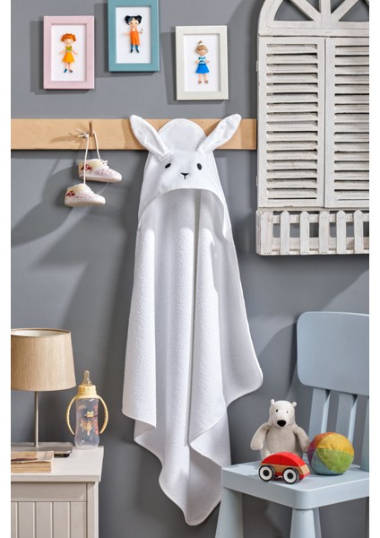 Unisex Bebek Kundak Banyo Havlusu – Tavşan Temalı, %100 Pamuk, Yumuşak Dokulu, Kapüşonlu