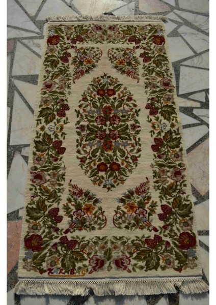 El Dokuma Ekru Renk ve Çiçek Desenli Karabağ Halısı 79 x 152 cm (1.2 M²)