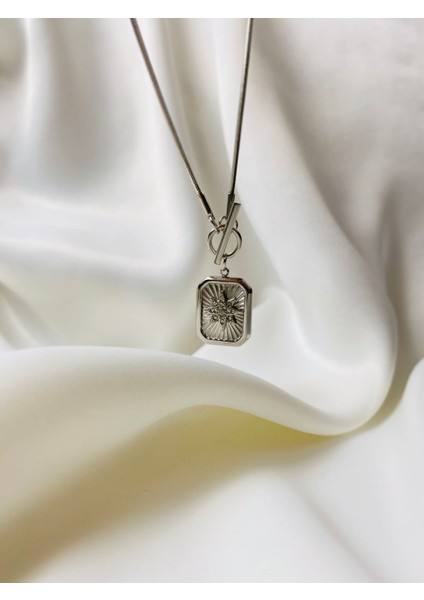 Yıldız Zirkon Taşlı Dikdörtgen Çelik Kadın Kolye | Modern ve Şık Detaylı Zincir modelleri