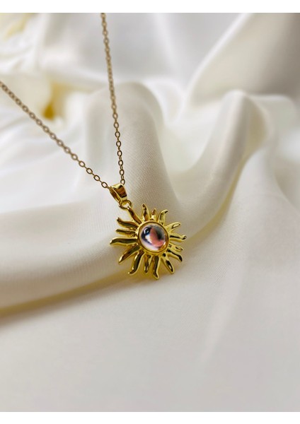 Güneş Figürlü Opal Taşlı Kadın Gold Çelik Kolye | Zarif ve Bohem Tasarım fiyatları