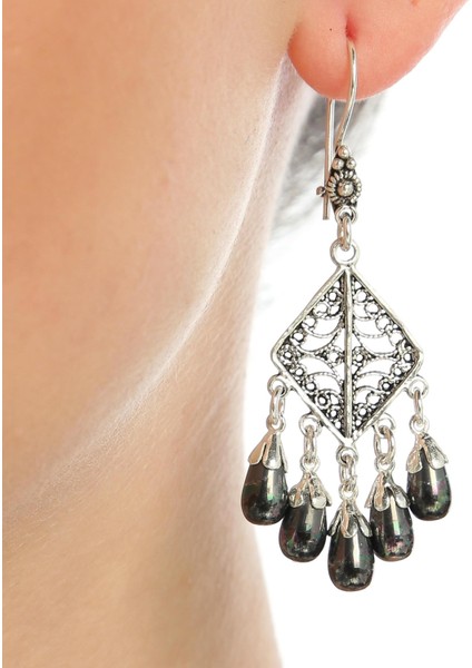 925 Ayar Gümüş Baklava Modeli Siyah İnci Taşlı Küpe