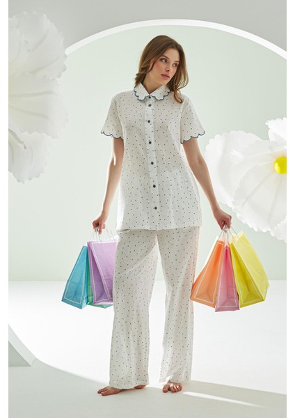 %100 Pamuklu Puantiyeli Önden Düğmeli Pijama Takımı